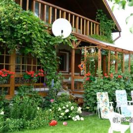Cudodomek na Mazurach w Woszczelach koło Ełku, khách sạn ở Ełk