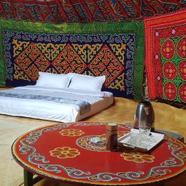 Ger ,Bulbul Jamak travel, hotel v Ölgiy