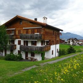 Gadahüs 4 Elvers Misanenga - Ferienwohnung mit Bad/WC, 54 m2 für max. 4 Personen, Hotel in Obersaxen Mundaun