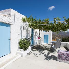 Vatha Traditional Cottage with a view