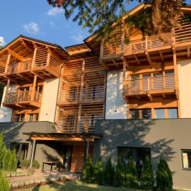 Affittacamere Casa Ester, hotel din Baselga di Pinè