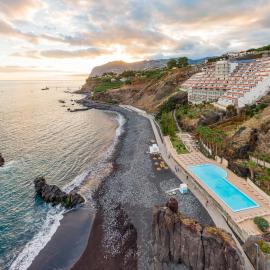 Hotel Orca Praia - Adults Only, ξενοδοχείο στη Φουνσάλ