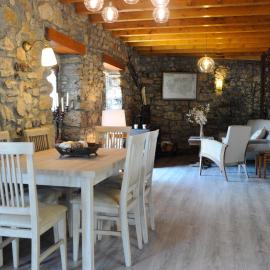 Apartamento turístico CASAS DE MANUEL, hotel v destinácii La Pola de Gordón