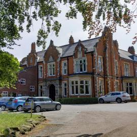 Oaklands Hall Hotel Grimsby – hotel w mieście Laceby