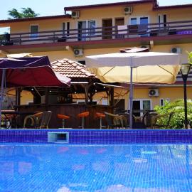 Ponto Hotel, hotell i Kobuleti