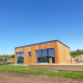 Flora's Cliff View, hotel in Kilmuir
