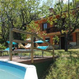 Villa Mombaroccio le colline di Pesaro tra mare e natura, hotel v mestu Mombaroccio