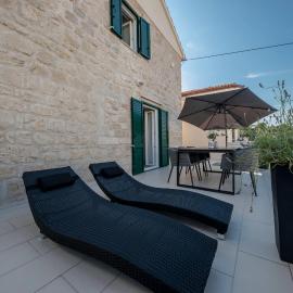 Villa Santino, hotel na Rabu