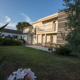 Apartments Luna