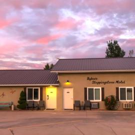Bybee's Steppingstone Motel, хотел в Тропик