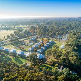 Tindarra Resort, hotel di Moama