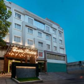 Costa Riviera Hotel