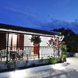 Anastazia Paradise، فندق في Kolios