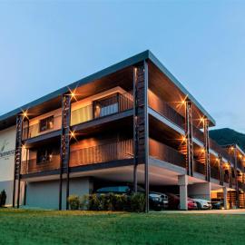 B&B - Rooms&Apartments Oberwiesen, hótel í Brunico