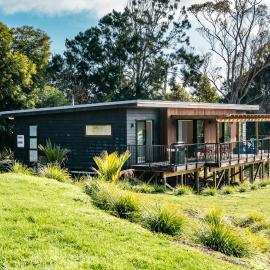 Putaki Bay - Kereru Villa - Be My Guest Waiheke