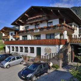 Frühstückspension Jagdhof, hotell i Obertilliach