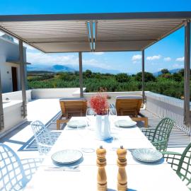 Mikro Livadi Special Lodges - Has an Eco Salt water pool - 150m from the beach，艾皮斯科皮雷斯諾的飯店