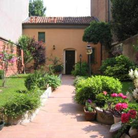 Il Giardino Fiorito, hotel a Ferrara