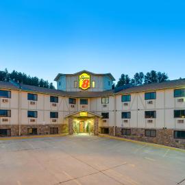 Super 8 by Wyndham Hill City/Mt Rushmore/ Area, viešbutis mieste Hil Sitis