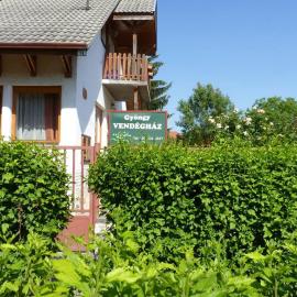 Gyöngy Vendégház, Hotel in Szekszárd