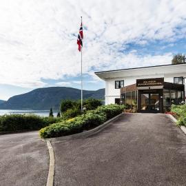 Olden Fjordhotel, viešbutis mieste Oldenas