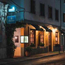 Apartments Pri Mari – hotel w mieście Piran
