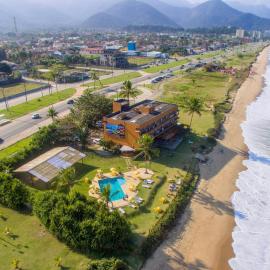 Brisa Hotel, hotel in Caraguatatuba