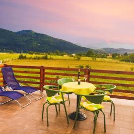 Apartman Miramare, hotel em Otočac