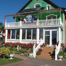 VILLA GUT, hotel in Bolesławiec