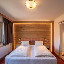 Hölzl Bed & Breakfast, hotel in Neukirchen am Großvenediger