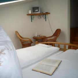 biozertifiziertes Hotel Höpfigheimer Hof mit Wein-Shop, hotel en Steinheim an der Murr