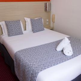 Hôtel de Paris La Défense, hotel u gradu 'Puteaux'