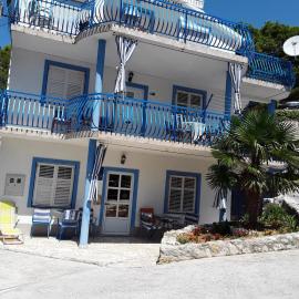 Apartmani Barešić, hotel in Podgora