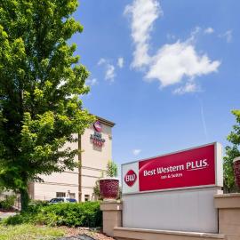 Best Western PLUS Hannaford Inn & Suites, хотел в Синсинати