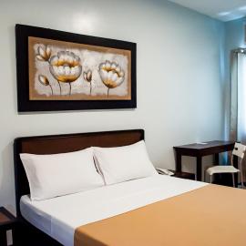 Seasons Hotel Sablayan، فندق في Buenavista