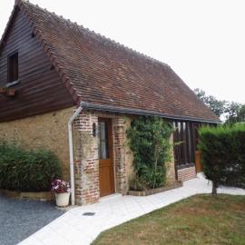 GITE DU HOUSSAY，Valennes的飯店