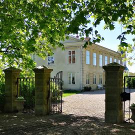 Hoby Gård B&B, hotel en Bräkne-Hoby