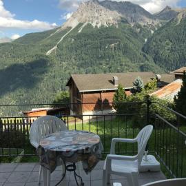 Ferienwohnung in Tschlin mit Panoramablick
