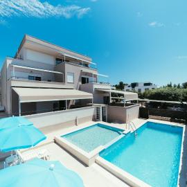 Apartments Prestige Petrcane 1, hotel in Petrcane