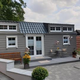 Tinyhaus Wolkenlos Familie Hamdorf, hotel di Bad Sulza