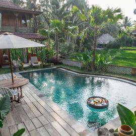 Gusde House Villas