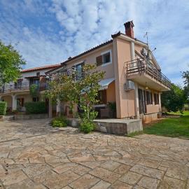 Apartments Josip, Hotel in Pavicini
