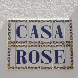 Casa Rose, hotel i Almádena