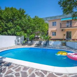 Holiday Home Ivona by Interhome, hotel u gradu Drivenik