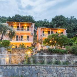Villa Maria Makri