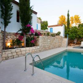 Cecilias Courtyard, готель у місті Malya