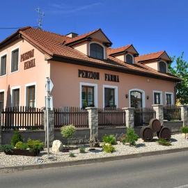 Penzion Farma: Lednice şehrinde bir otel