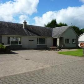 Tayburn House، فندق في دنكيلد