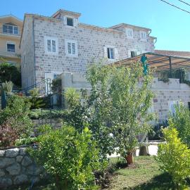 Bujanic Apartments