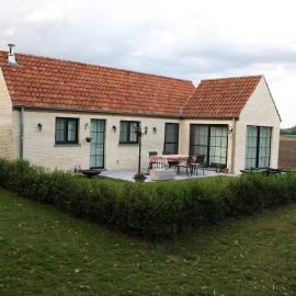 Vakantiehuis Schardauw, Hotel in Damme